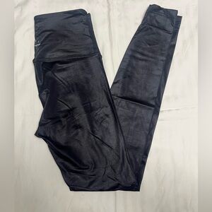 Beyond yoga shiny High waisted black leggings XS